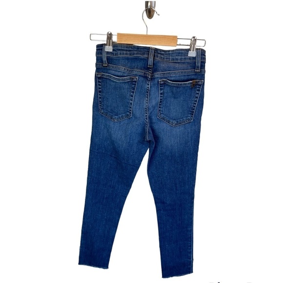 Joe’s Jeans Womens Raw Hem Mid Rise Cropped Medium Wash Jeans Size 26 - Picture 2 of 8